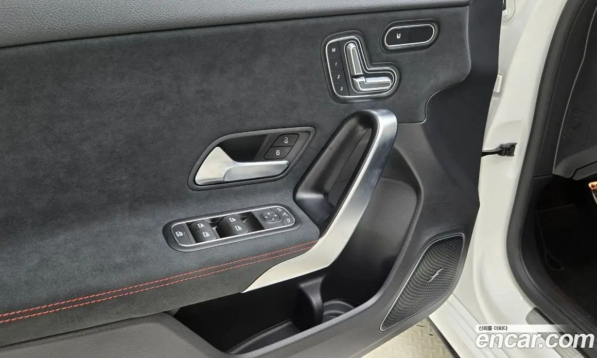Mercedes-Benz A-Class 2025 2.0 автомат (гидро), фото 15 Mercedes-Benz A-Class 2025 2.0 автомат (гидро), фото 15
