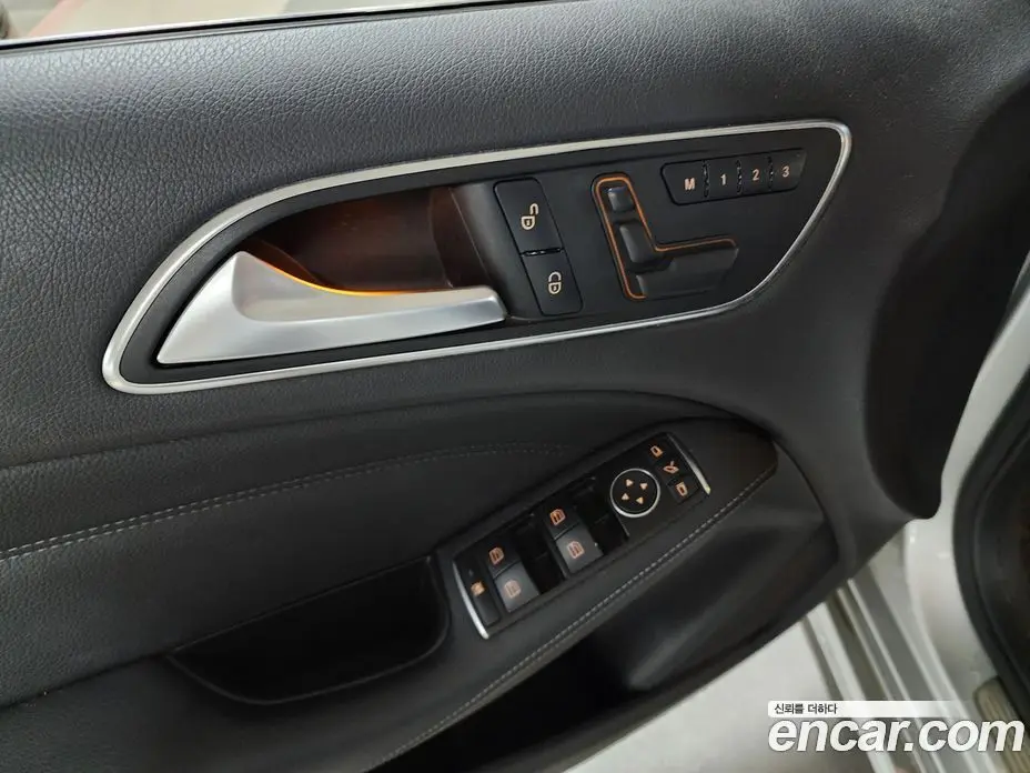 Mercedes-Benz B-Class 2014 1.8 автомат (гидро), фото 17 Mercedes-Benz B-Class 2014 1.8 автомат (гидро), фото 17