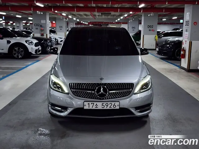 Mercedes-Benz B-Class 2014 1.8 автомат (гидро), миниатюра 3 Mercedes-Benz B-Class 2014 1.8 автомат (гидро), миниатюра 3