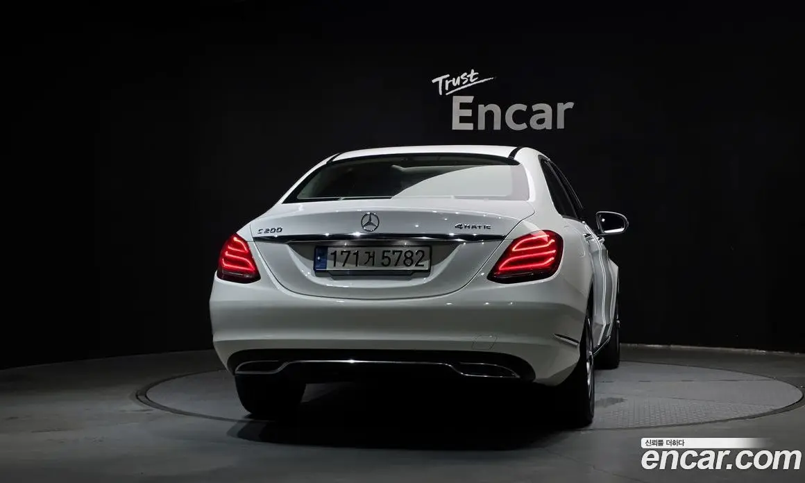 Mercedes-Benz C-Class 2015 2.0 автомат (гидро), фото 4 Mercedes-Benz C-Class 2015 2.0 автомат (гидро), фото 4