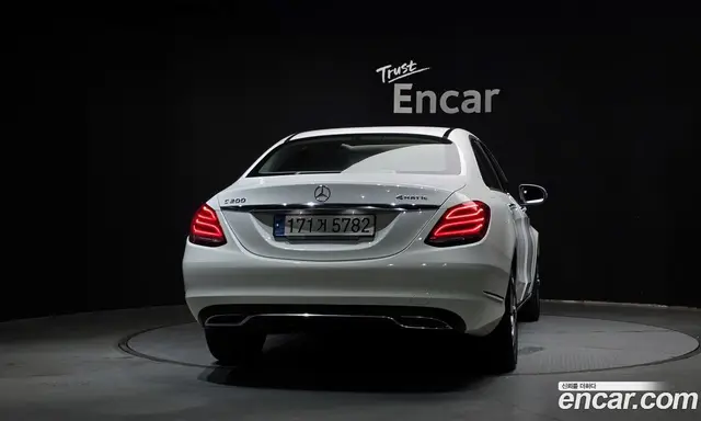 Mercedes-Benz C-Class 2015 2.0 автомат (гидро), миниатюра 4 Mercedes-Benz C-Class 2015 2.0 автомат (гидро), миниатюра 4