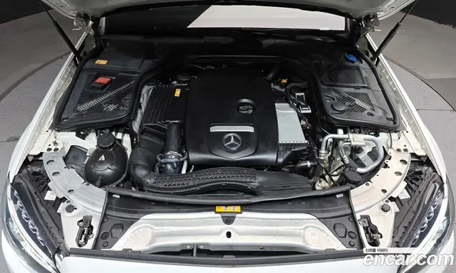 Mercedes-Benz C-Class 2015 2.0 автомат (гидро), миниатюра 6 Mercedes-Benz C-Class 2015 2.0 автомат (гидро), миниатюра 6