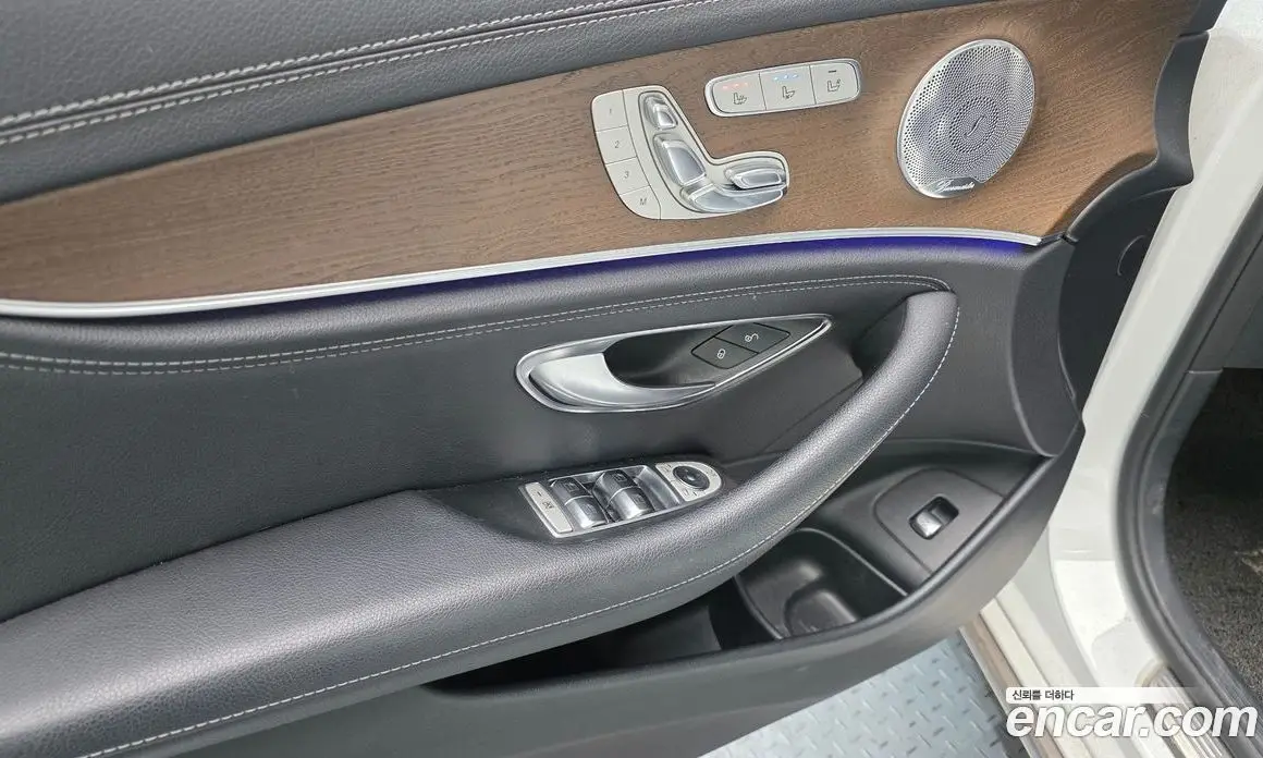 Mercedes-Benz E-Class 2018 2.0 автомат (гидро), фото 14