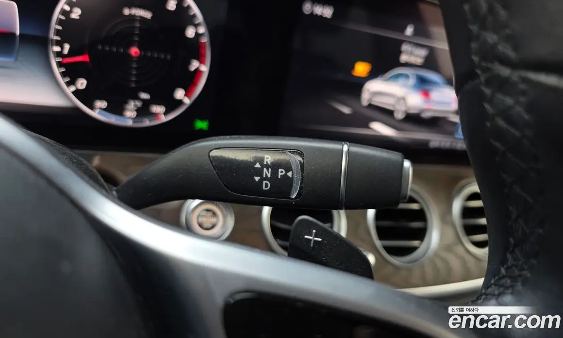 Mercedes-Benz E-Class 2018 2.0 автомат (гидро), фото 9