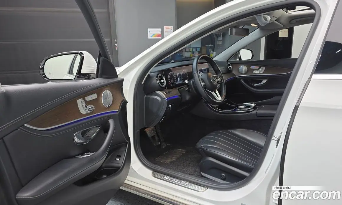 Mercedes-Benz E-Class 2018 2.0 автомат (гидро), фото 10
