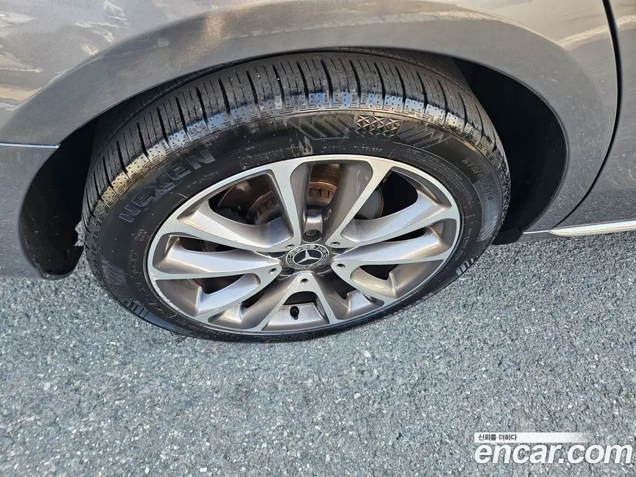 Mercedes-Benz E-Class 2018 2.0 автомат (гидро), фото 19