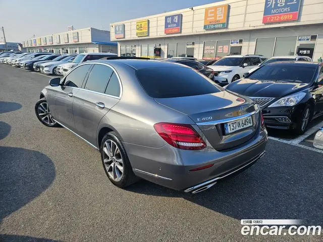 Mercedes-Benz E-Class 2018 2.0 автомат (гидро), миниатюра 4