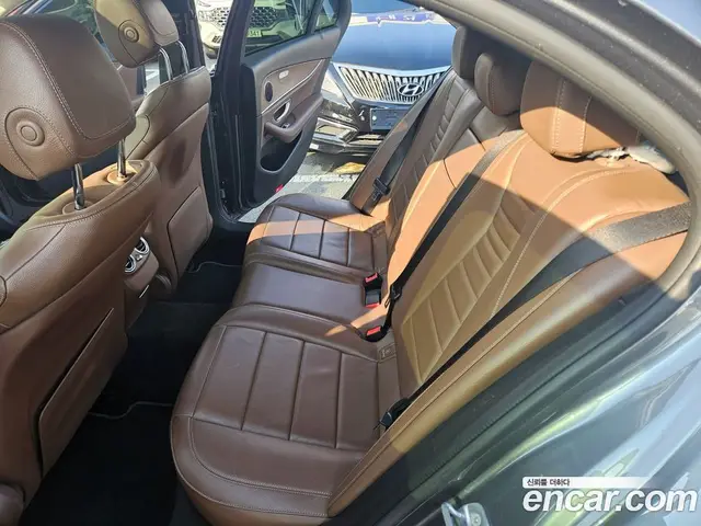 Mercedes-Benz E-Class 2018 2.0 автомат (гидро), миниатюра 8