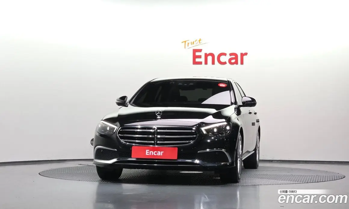 Mercedes-Benz E-Class 2022 2.0 автомат (гидро), фото 3