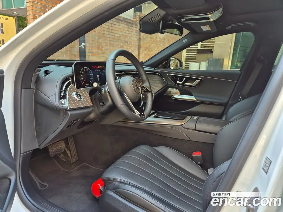 Mercedes-Benz E-Class 2025 2.0 автомат (гидро), фото 14