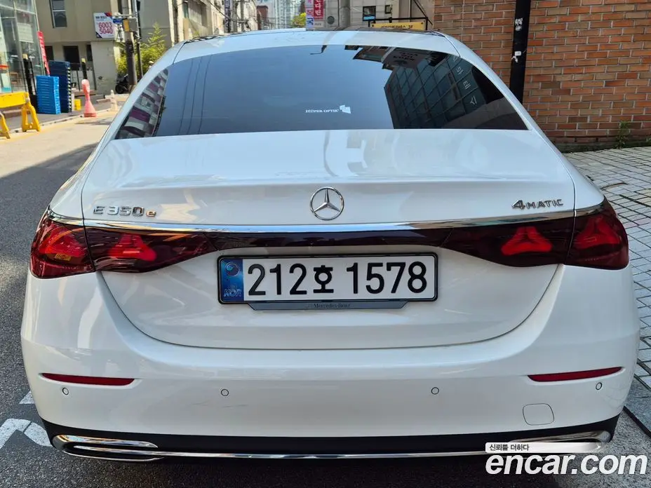 Mercedes-Benz E-Class 2025 2.0 автомат (гидро), фото 6
