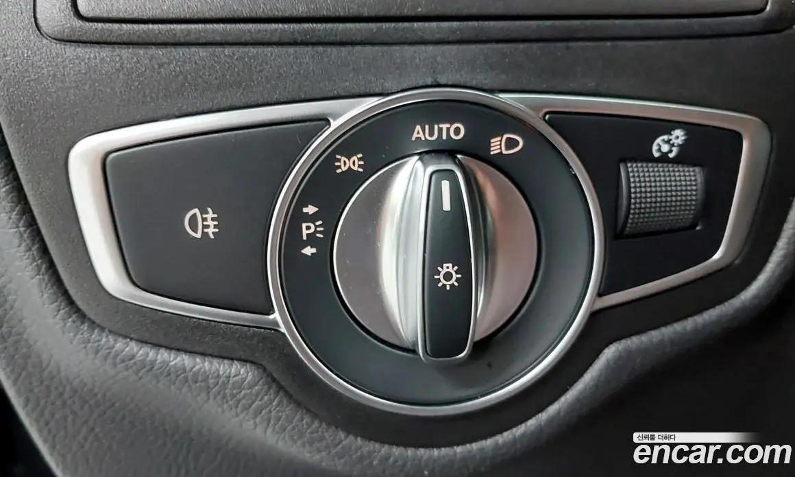 Mercedes-Benz GLC-Class 2022 2.0 автомат (гидро), фото 20