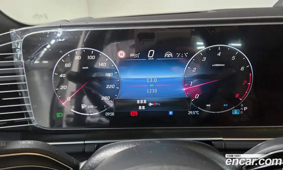 Mercedes-Benz GLS-Class 2025 3.0 автомат (гидро), фото 16