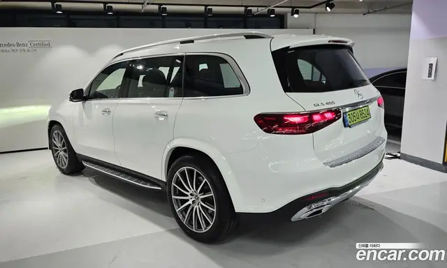 Mercedes-Benz GLS-Class 2025 3.0 автомат (гидро), миниатюра 3