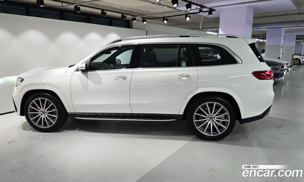 Mercedes-Benz GLS-Class 2025 3.0 автомат (гидро), фото 8