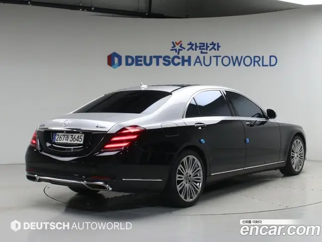 Mercedes-Benz S-Class 2018 4.0 автомат (гидро), миниатюра 3