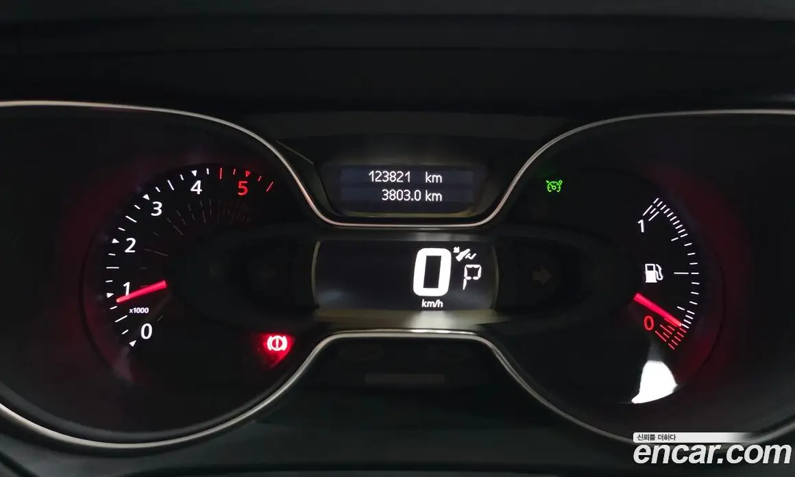 Renault (Samsung) QM3 2017 1.5 автомат (гидро), фото 8 Renault (Samsung) QM3 2017 1.5 автомат (гидро), фото 8