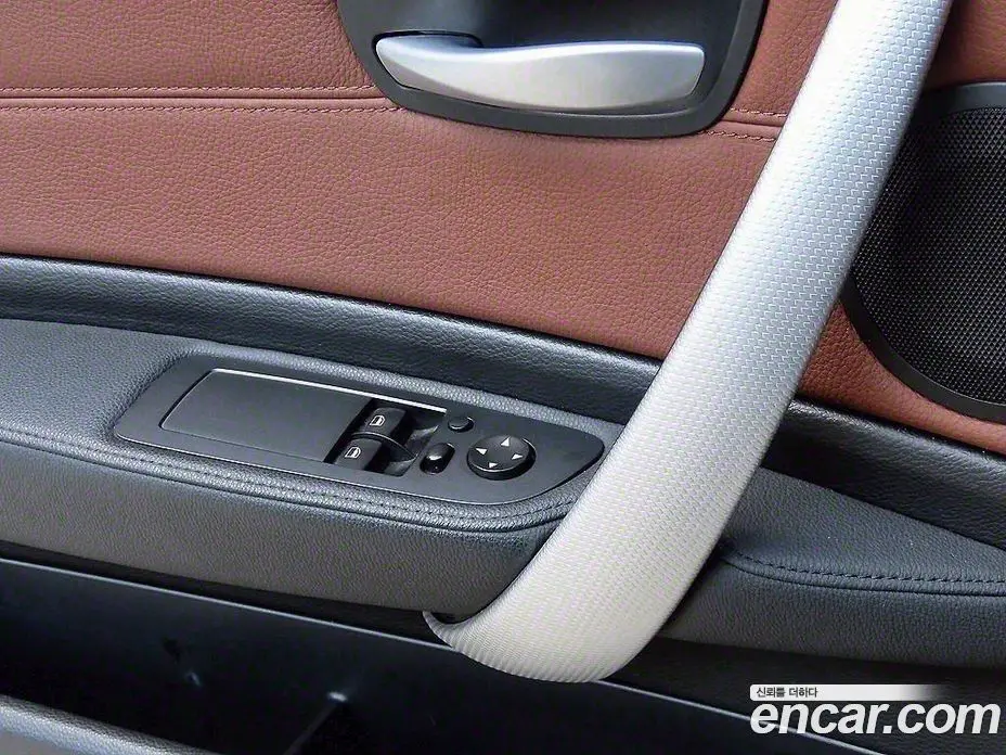 BMW 1 серия 2008 2.0 автомат (гидро), фото 11