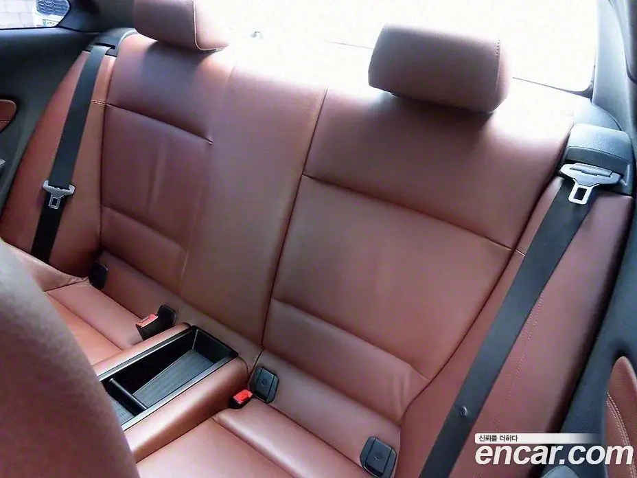 BMW 1 серия 2008 2.0 автомат (гидро), фото 6