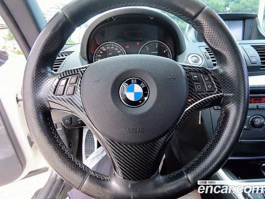 BMW 1 серия 2008 2.0 автомат (гидро), фото 8