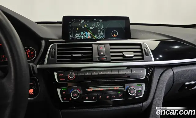BMW 3 серия 2017 2.0 автомат (гидро), миниатюра 12