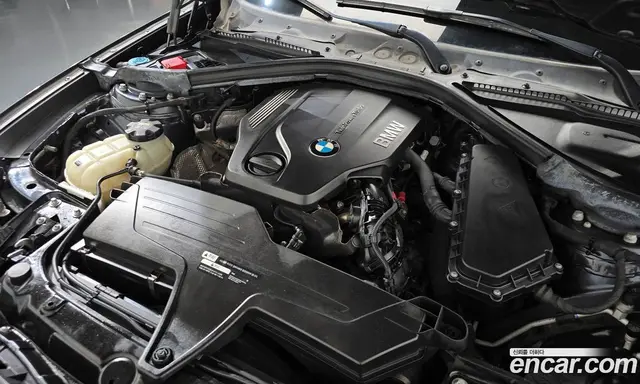 BMW 3 серия 2017 2.0 автомат (гидро), миниатюра 6