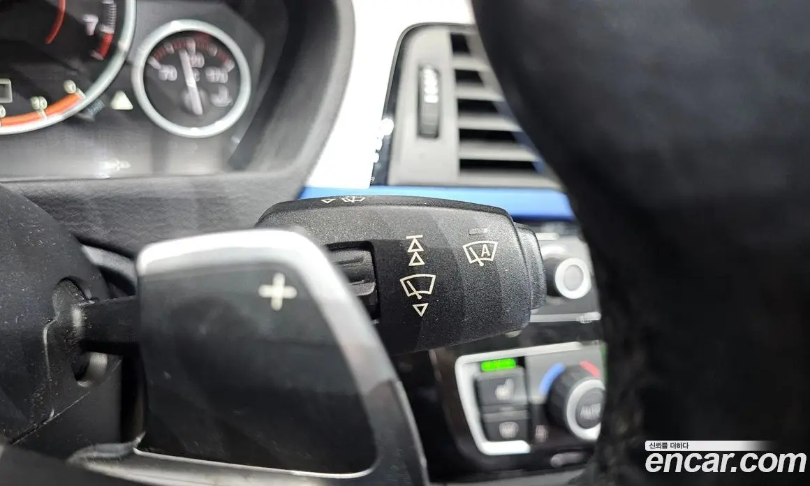 BMW 3 серия 2017 2.0 автомат (гидро), фото 18 BMW 3 серия 2017 2.0 автомат (гидро), фото 18