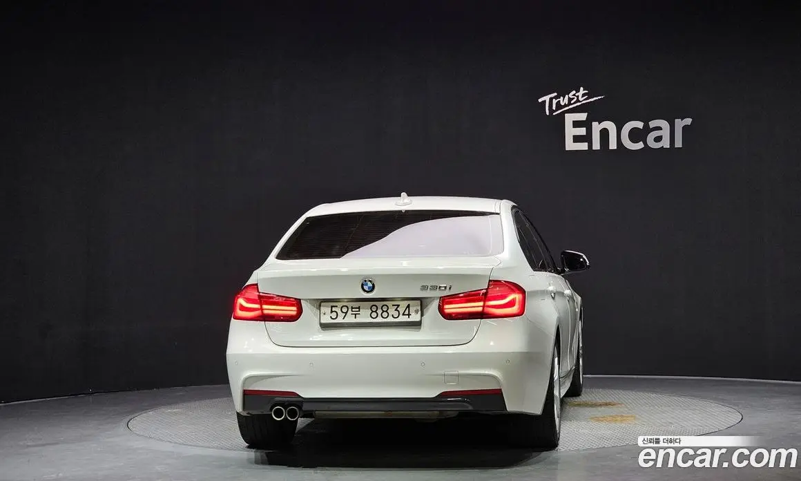 BMW 3 серия 2017 2.0 автомат (гидро), фото 4 BMW 3 серия 2017 2.0 автомат (гидро), фото 4