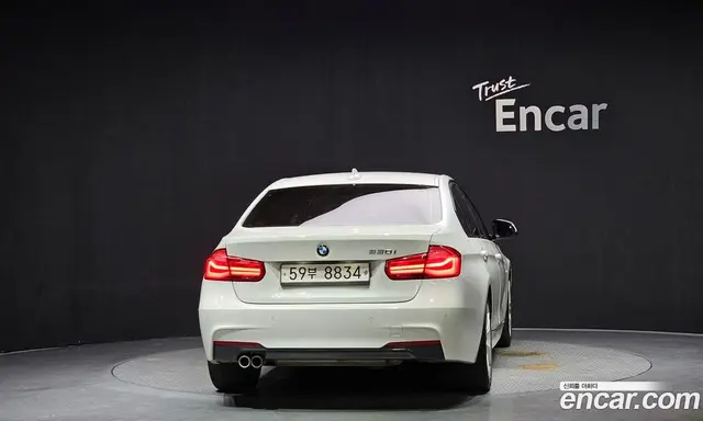 BMW 3 серия 2017 2.0 автомат (гидро), миниатюра 4 BMW 3 серия 2017 2.0 автомат (гидро), миниатюра 4