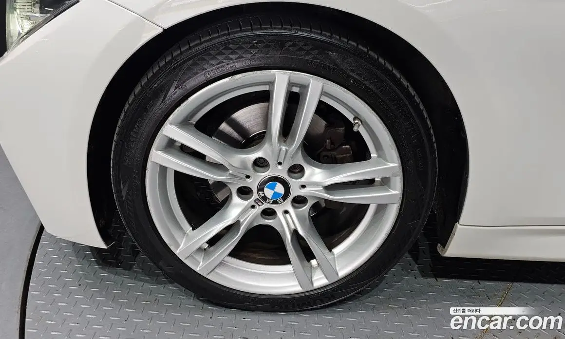 BMW 3 серия 2017 2.0 автомат (гидро), фото 5 BMW 3 серия 2017 2.0 автомат (гидро), фото 5