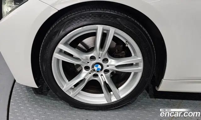 BMW 3 серия 2017 2.0 автомат (гидро), миниатюра 5 BMW 3 серия 2017 2.0 автомат (гидро), миниатюра 5