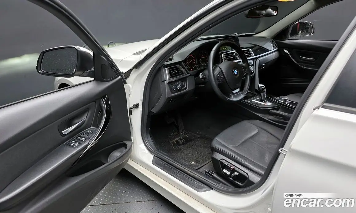 BMW 3 серия 2017 2.0 автомат (гидро), фото 11