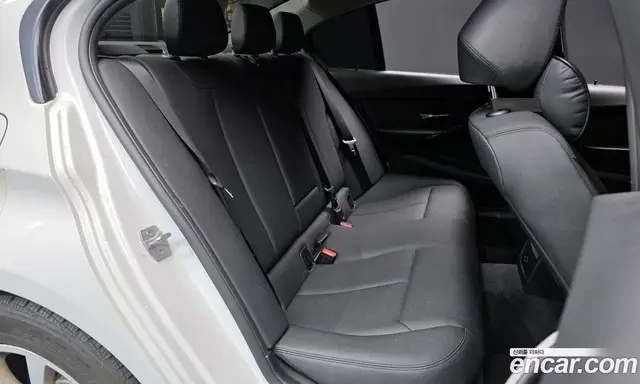 BMW 3 серия 2017 2.0 автомат (гидро), миниатюра 12
