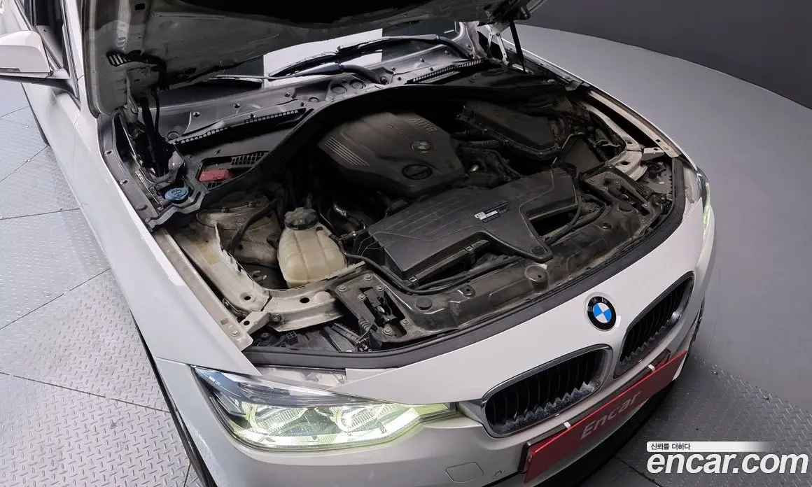 BMW 3 серия 2017 2.0 автомат (гидро), фото 6