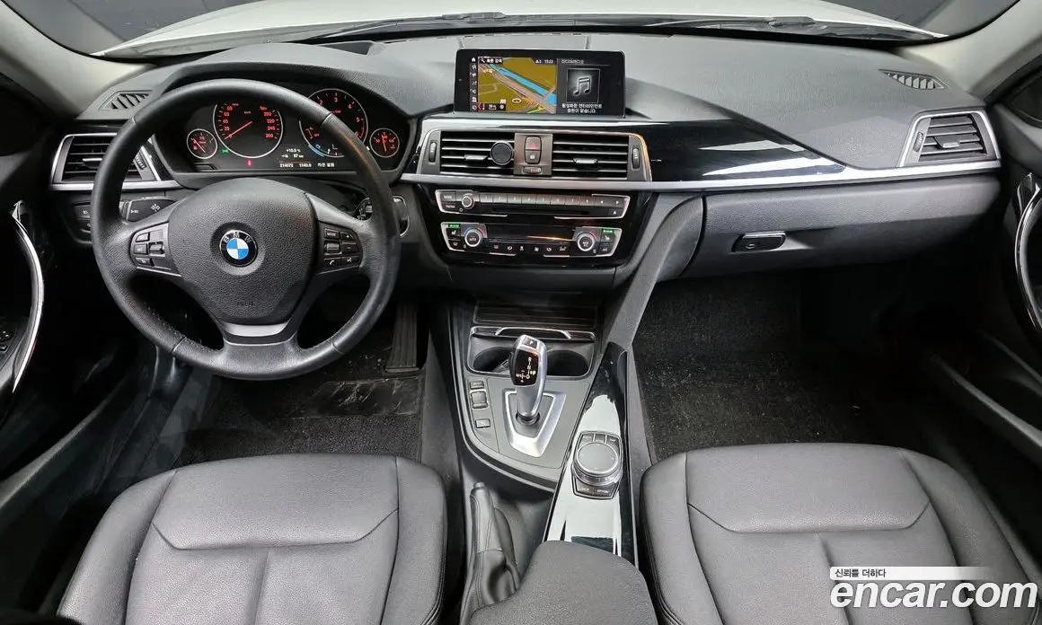 BMW 3 серия 2017 2.0 автомат (гидро), фото 7