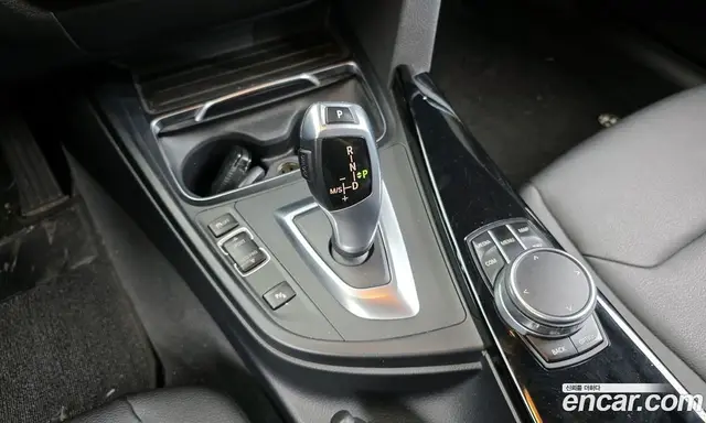 BMW 3 серия 2017 2.0 автомат (гидро), миниатюра 9