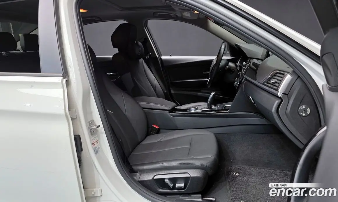BMW 3 серия 2017 2.0 автомат (гидро), фото 10