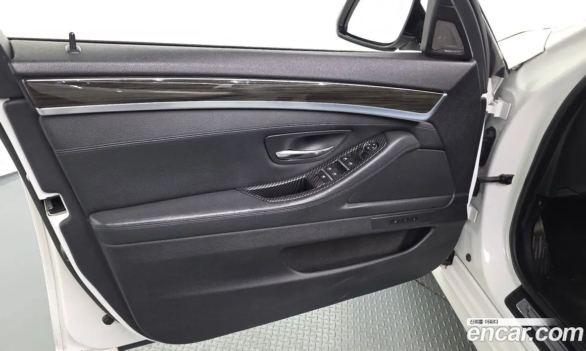 BMW 5 серия 2013 2.0 автомат (гидро), фото 14