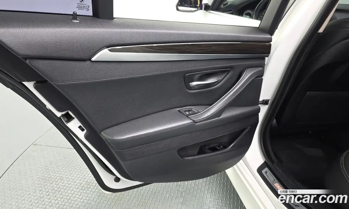 BMW 5 серия 2013 2.0 автомат (гидро), фото 15