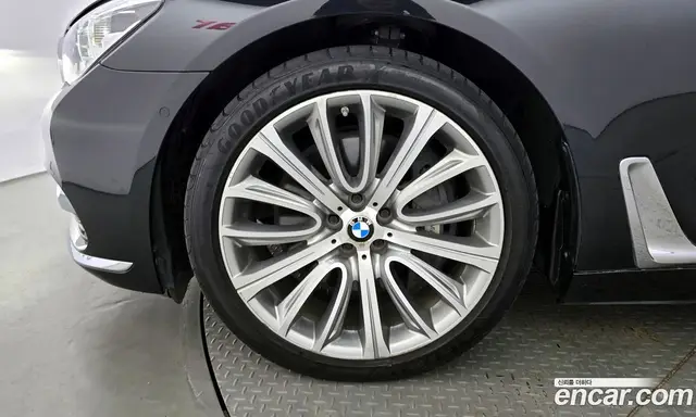 BMW 7 серия 2016 4.4 автомат (гидро), миниатюра 5