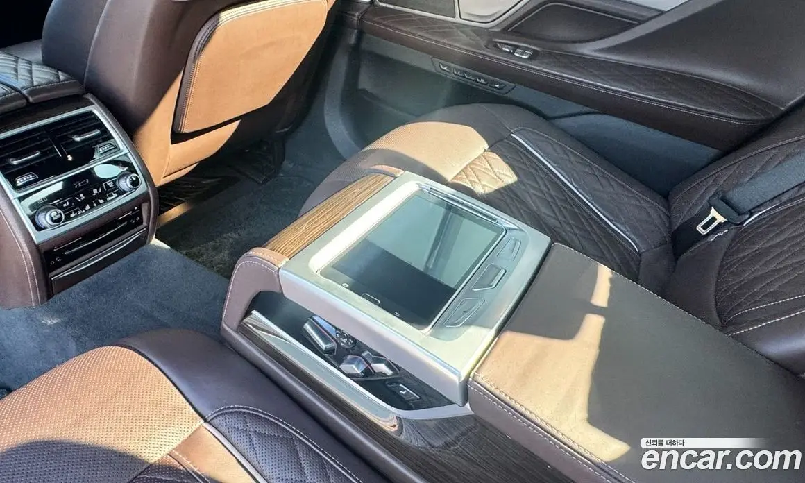BMW 7 серия 2021 3.0 автомат (гидро), фото 16