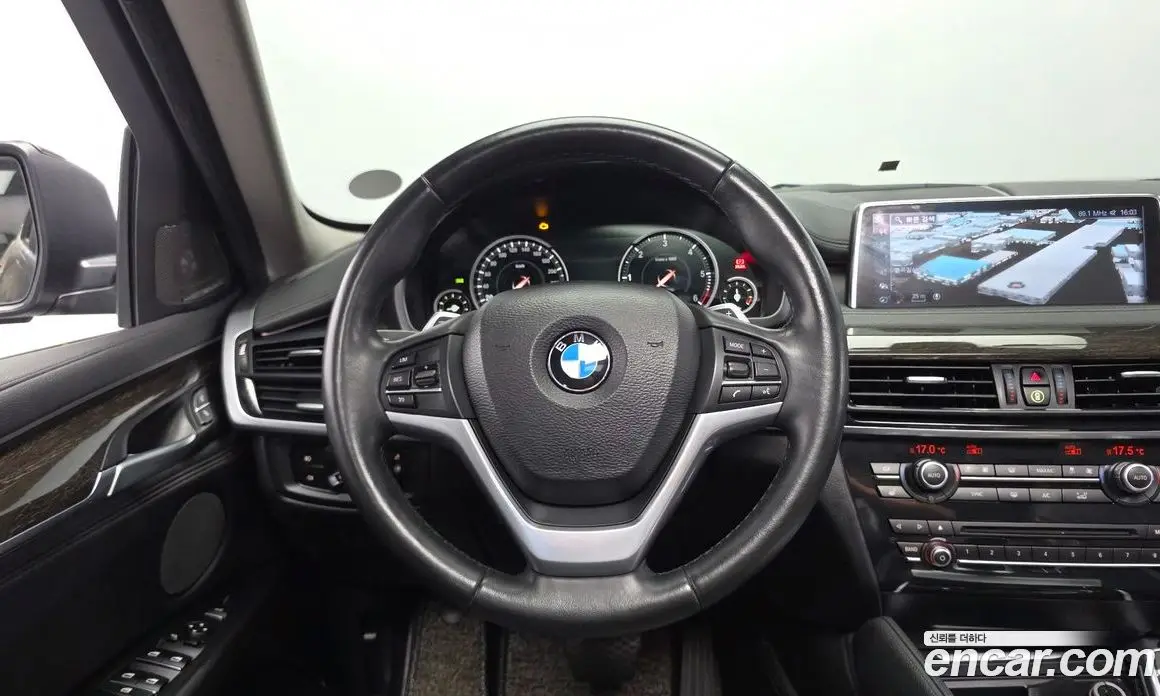 BMW X6 2017 3.0 автомат (гидро), фото 13