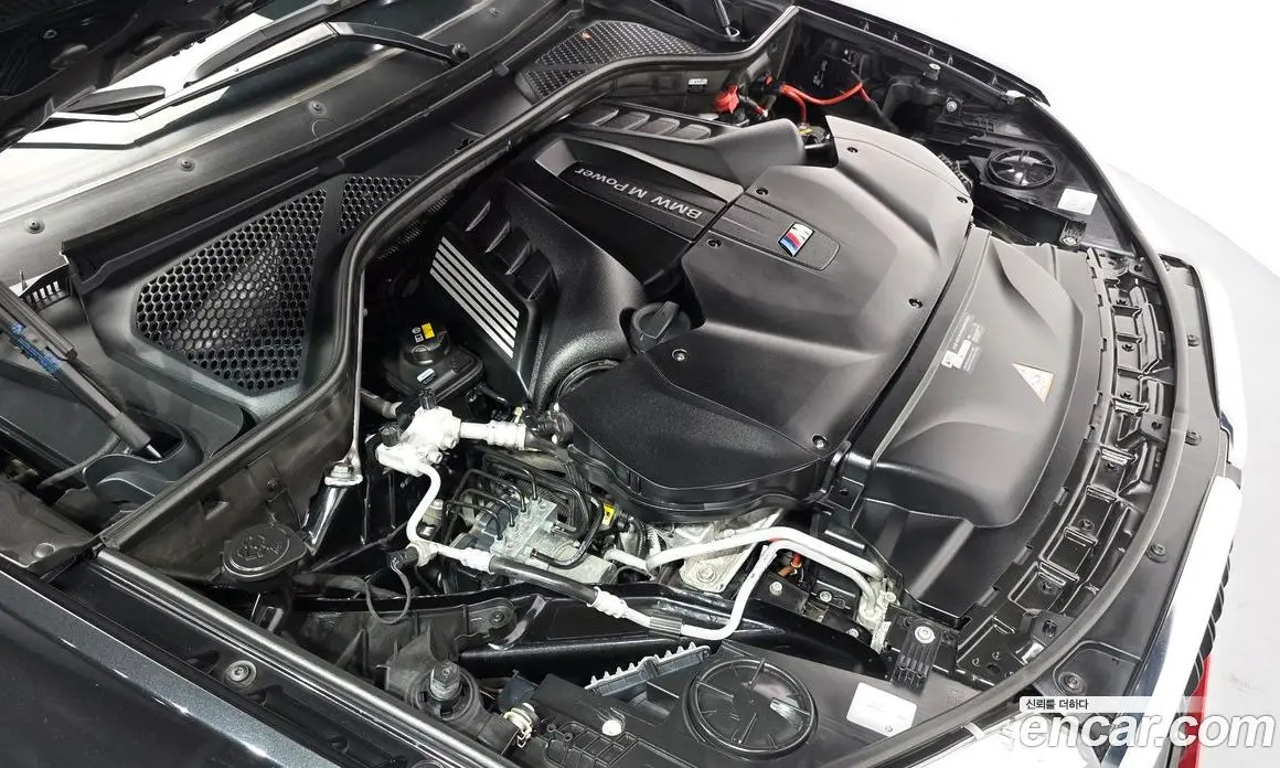 BMW X6M 2017 4.4 автомат (гидро), фото 6