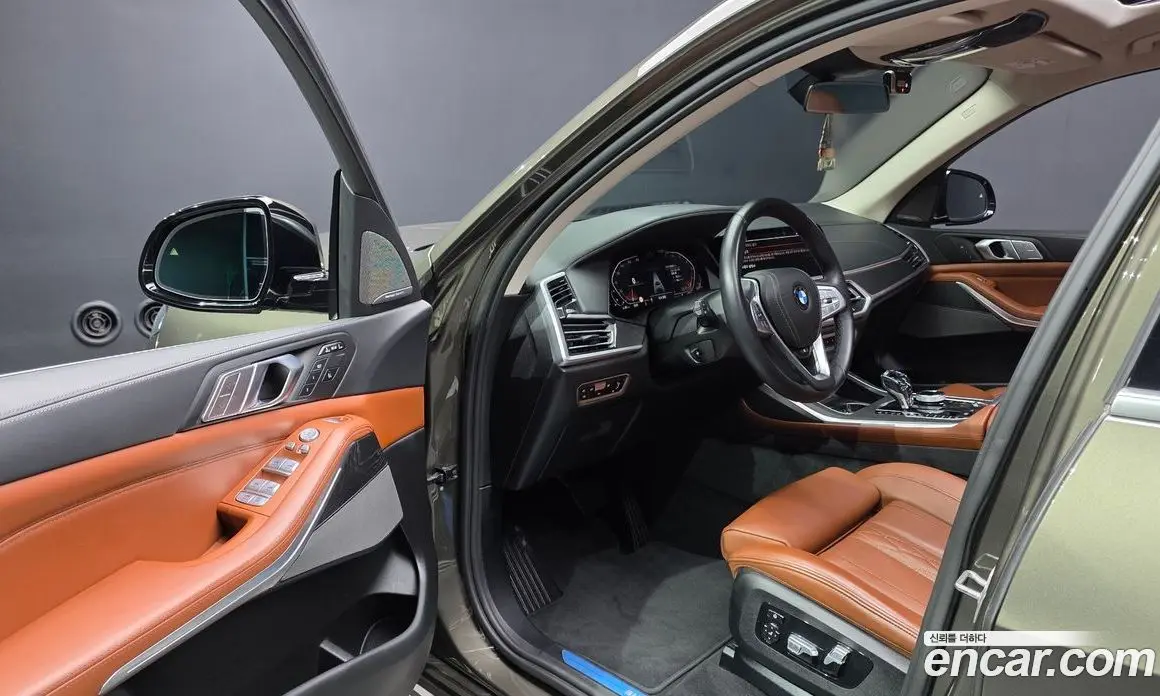 BMW X7 2022 3.0 автомат (гидро), фото 12