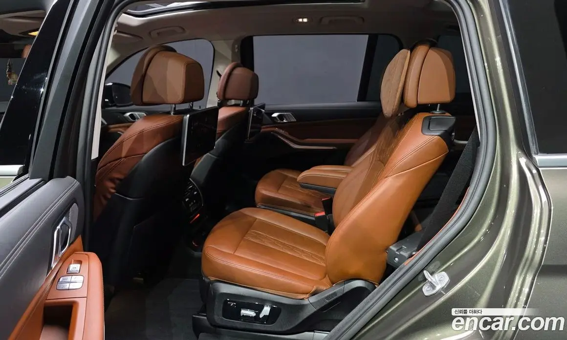 BMW X7 2022 3.0 автомат (гидро), фото 15