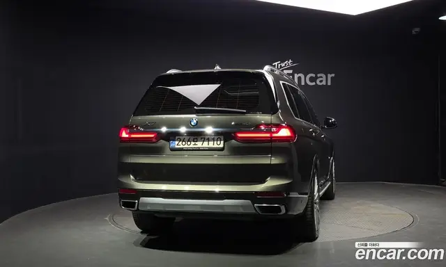 BMW X7 2022 3.0 автомат (гидро), миниатюра 3