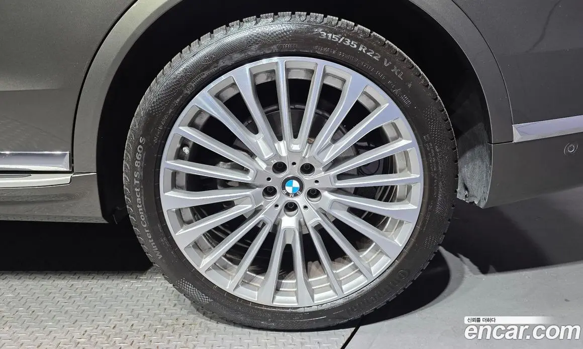 BMW X7 2022 3.0 автомат (гидро), фото 6