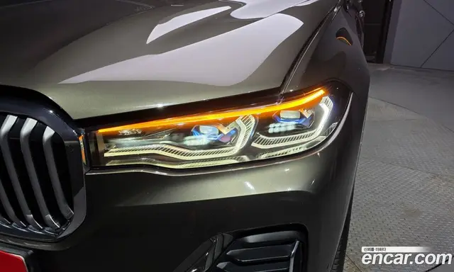 BMW X7 2022 3.0 автомат (гидро), миниатюра 7