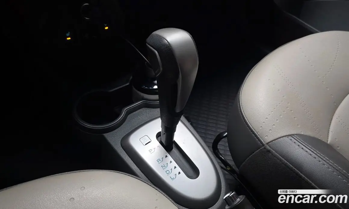 Chevrolet Spark 2014 1.0 автомат (гидро), фото 12