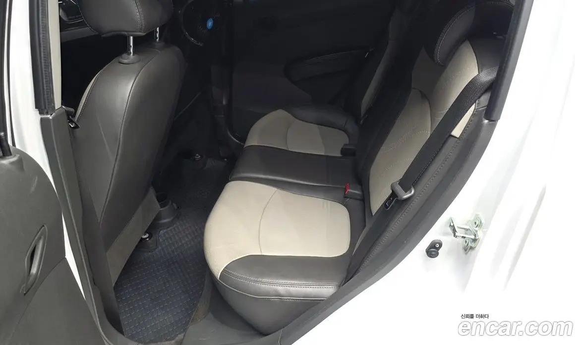 Chevrolet Spark 2014 1.0 автомат (гидро), фото 18